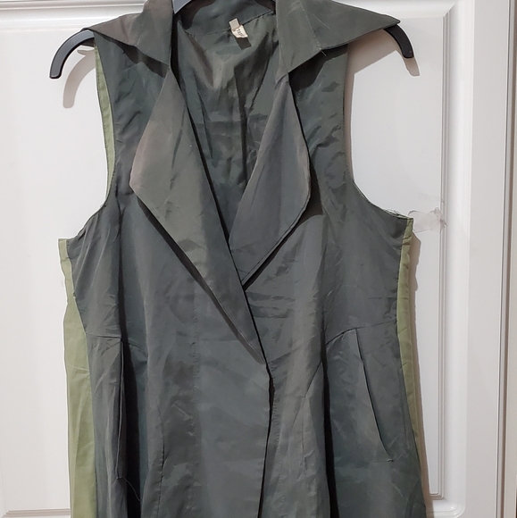 Shrug - Picture 2 of 8